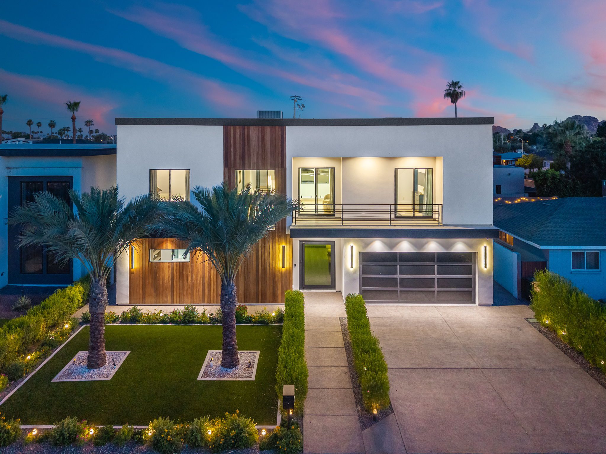 Villa Solara, a 6-bedroom luxury vacation rental in Old Town Scottsdale