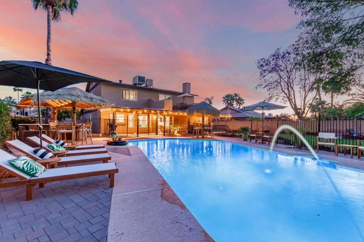 Tiki Paradise, a 5-bedroom Phoenix vacation rental