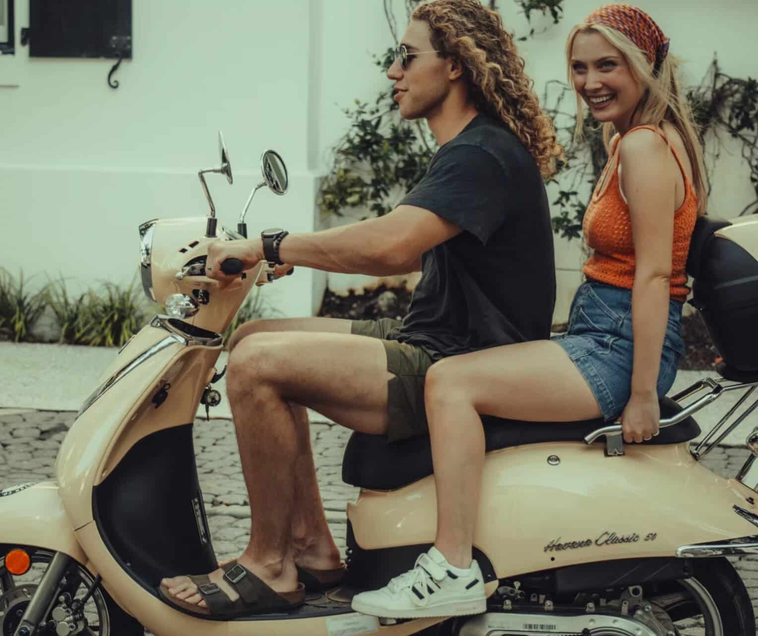 30A scooter rentals – Sandpiper Scooter Co.
