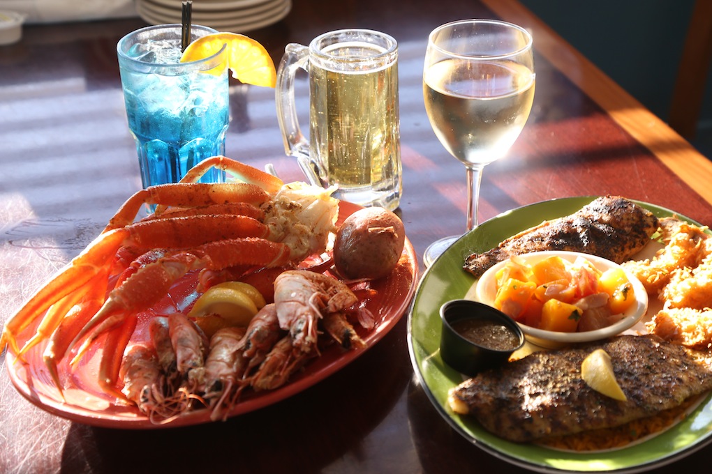 De sotos Seafood kitchen platters