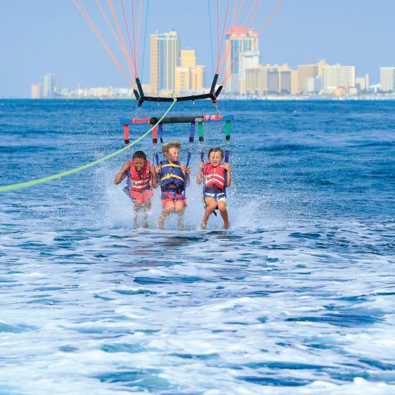 Gulf Shores Pairasailing