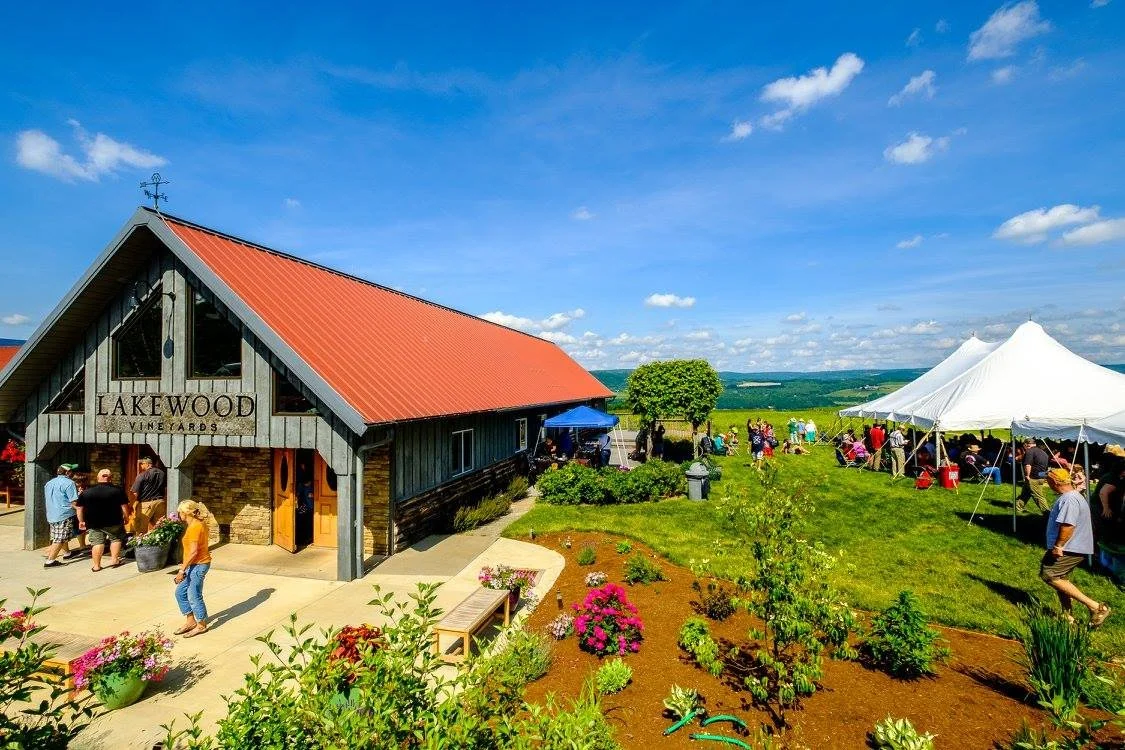 Lakewood Vineyards Exterior Summer.jpg