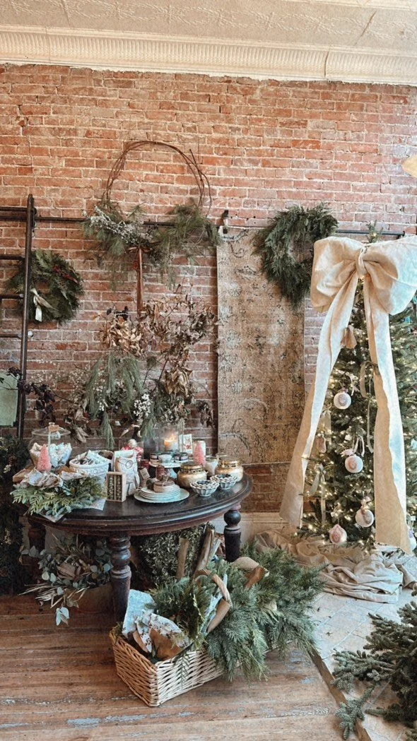 Poppysea Floristry.jpg