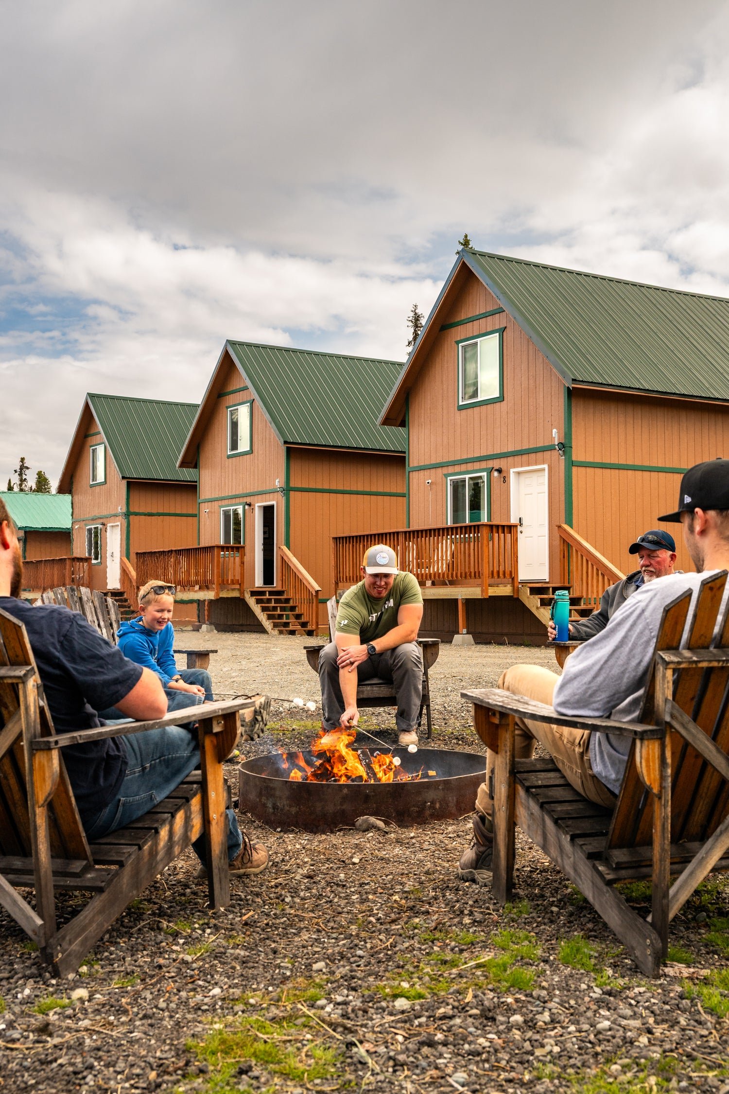 Lower Kenai Lodge exterior