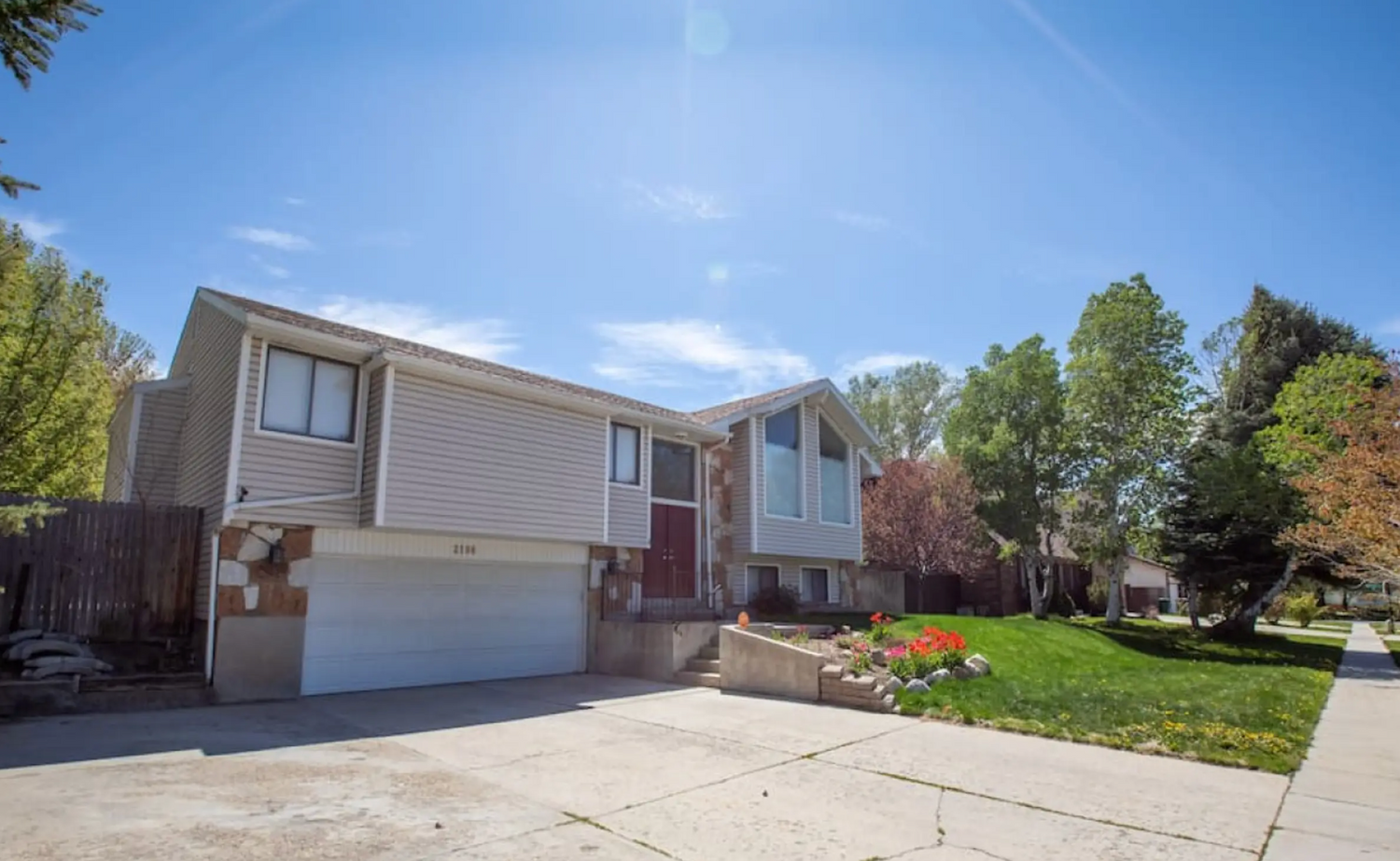 Karalee exterior