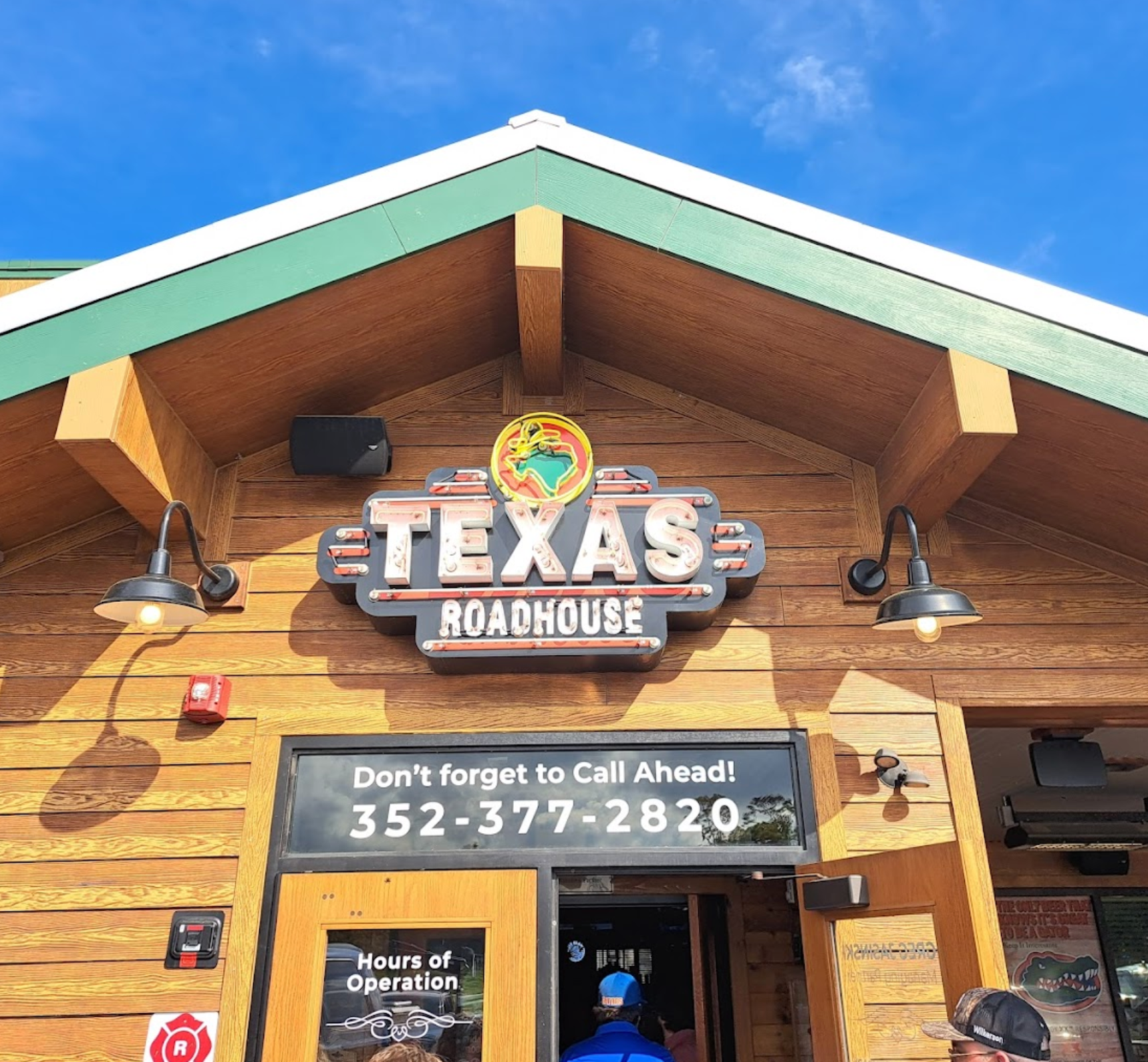 The front of Texas Roadhouse Grill.