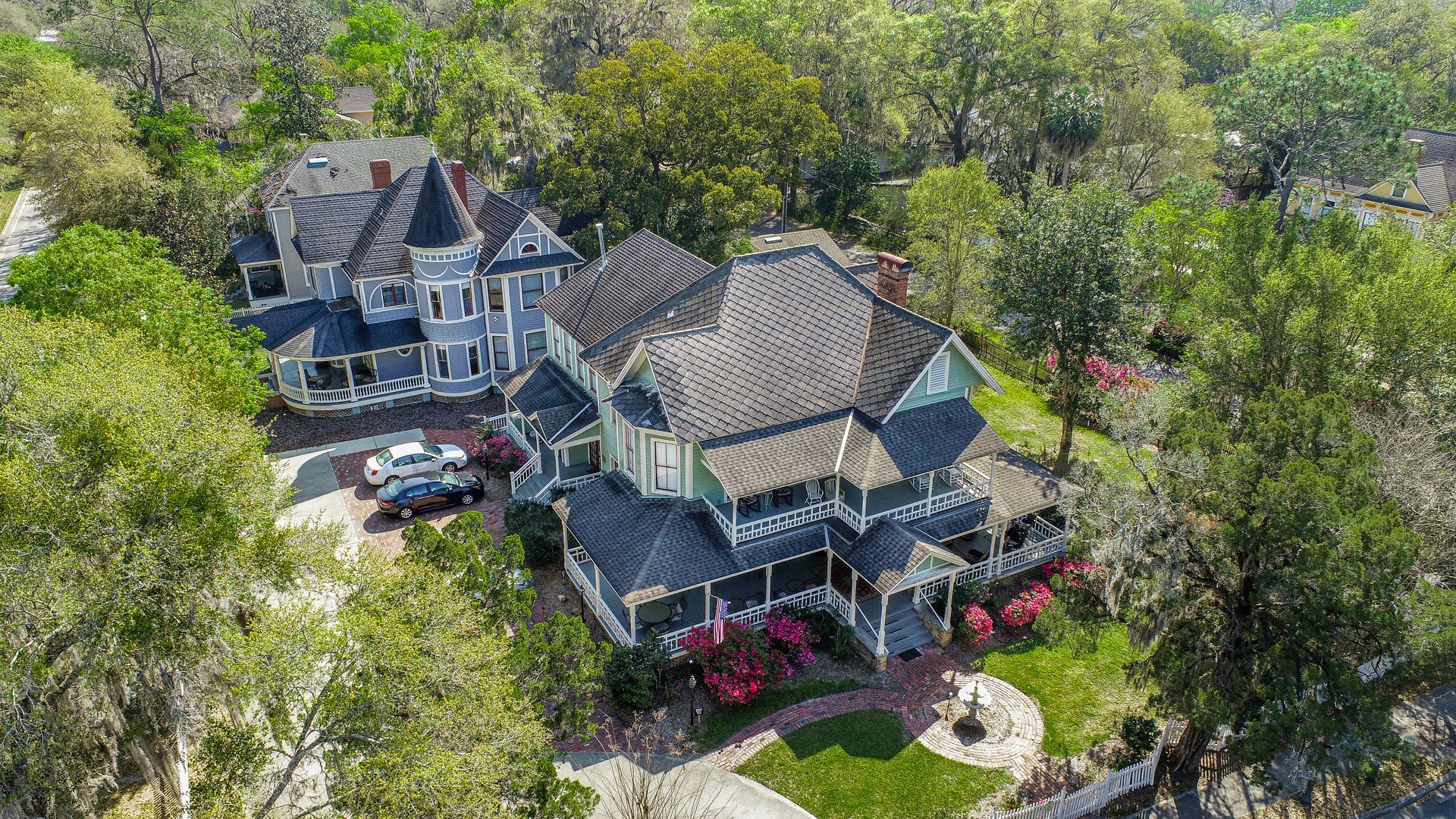 Aerial view of The Camellia Rose Inn and Hodges Apartments