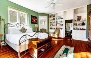 Hodges Apartments at The Camellia Rose Inn