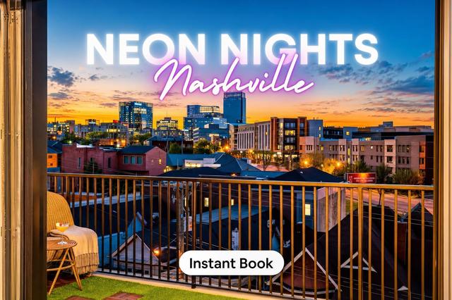 Rooftop Deck & Skyline Views, Downtown Penthouse