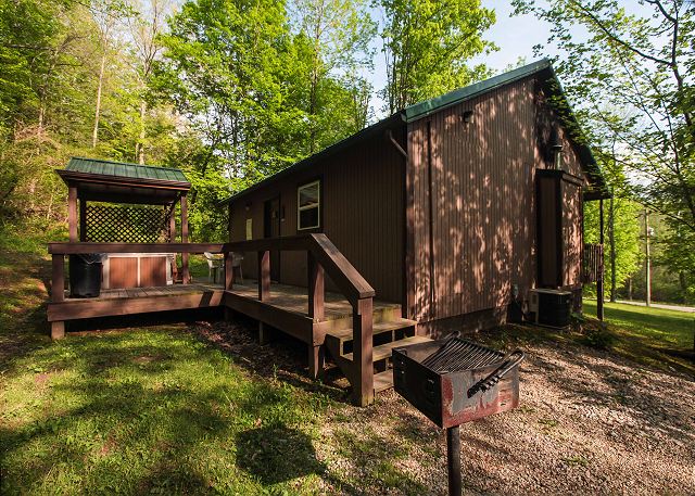 Hideout-cabin-for-two