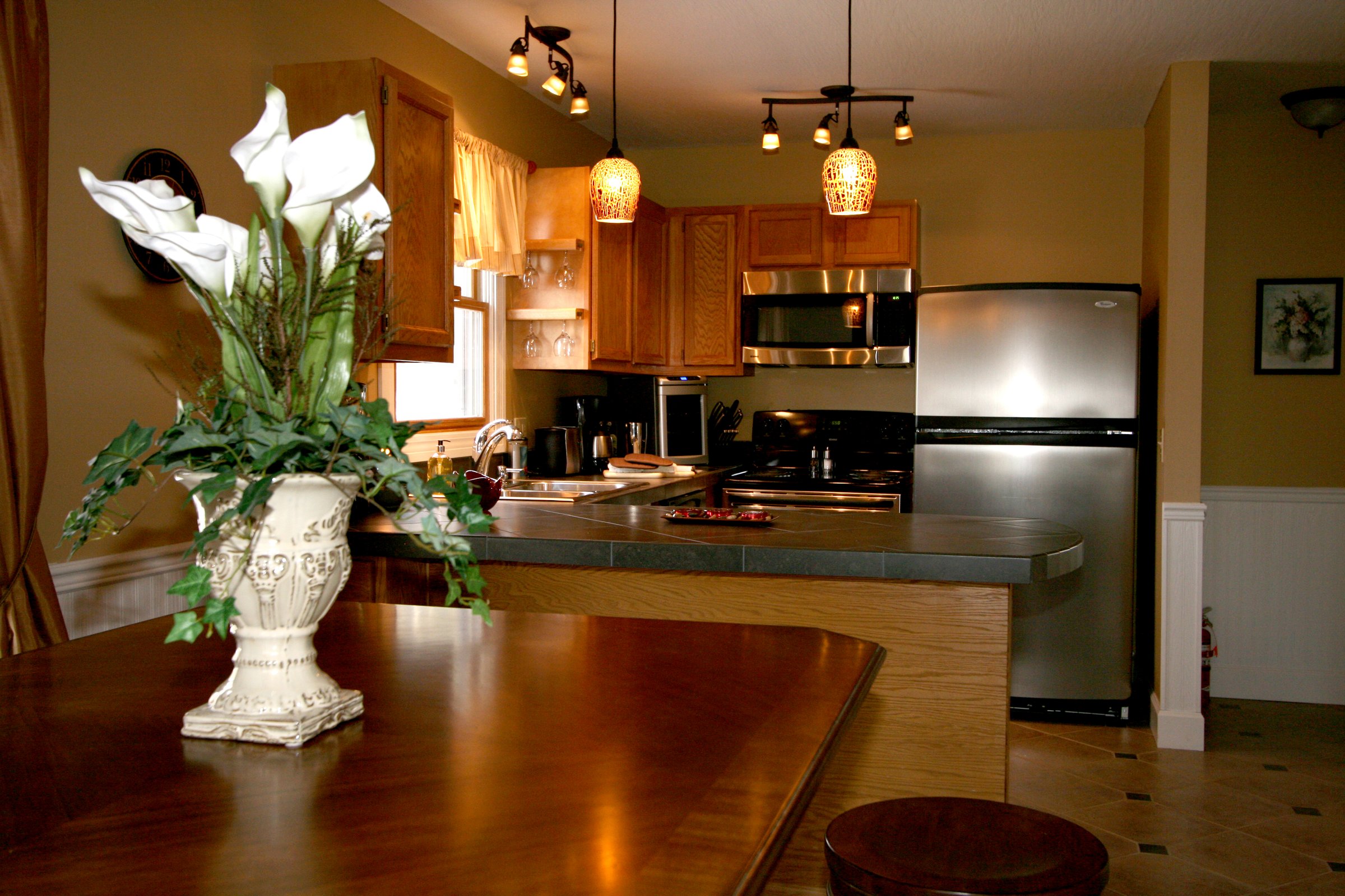 Dining & Kitchen