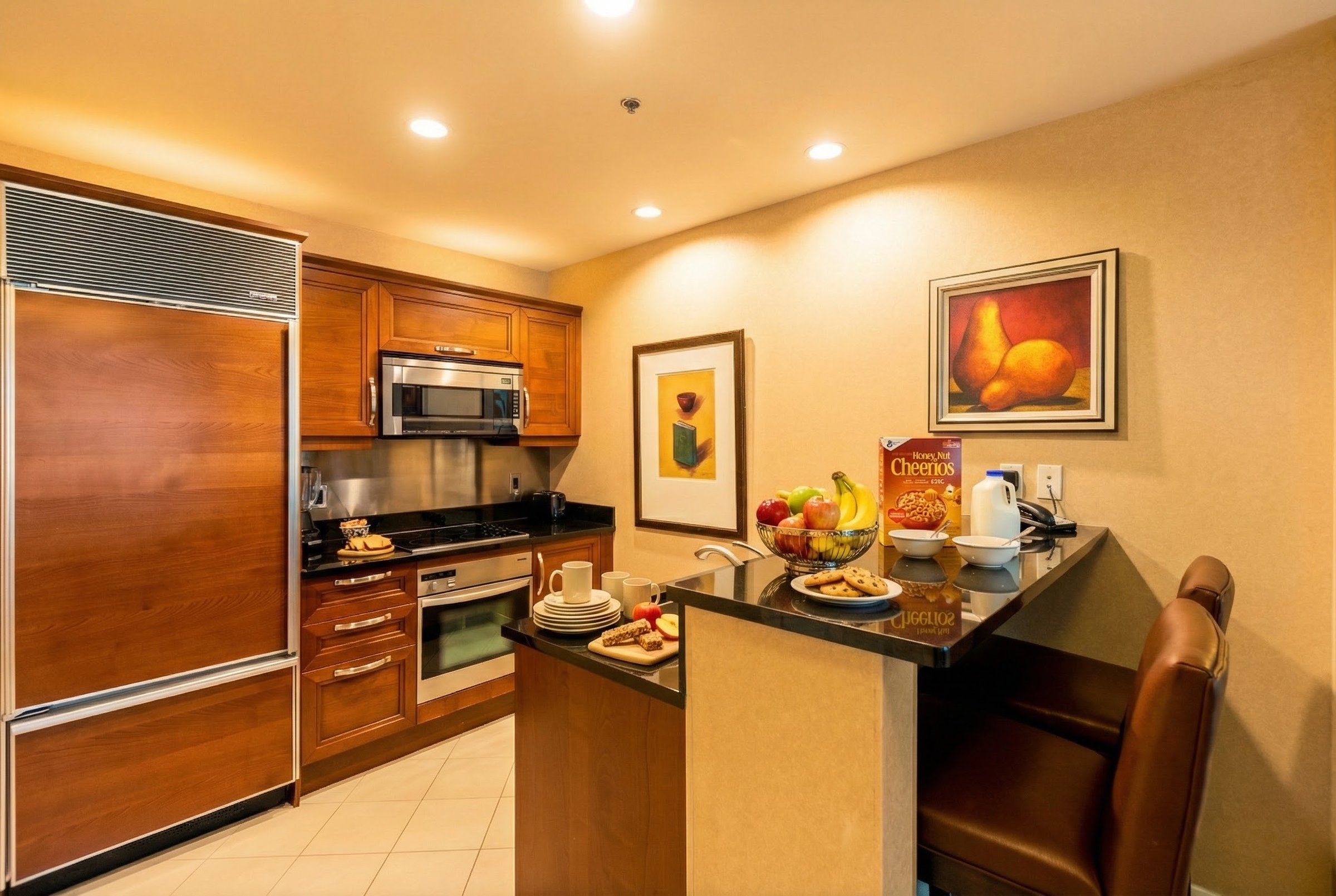 MGM Signature suite kitchen with full appliances