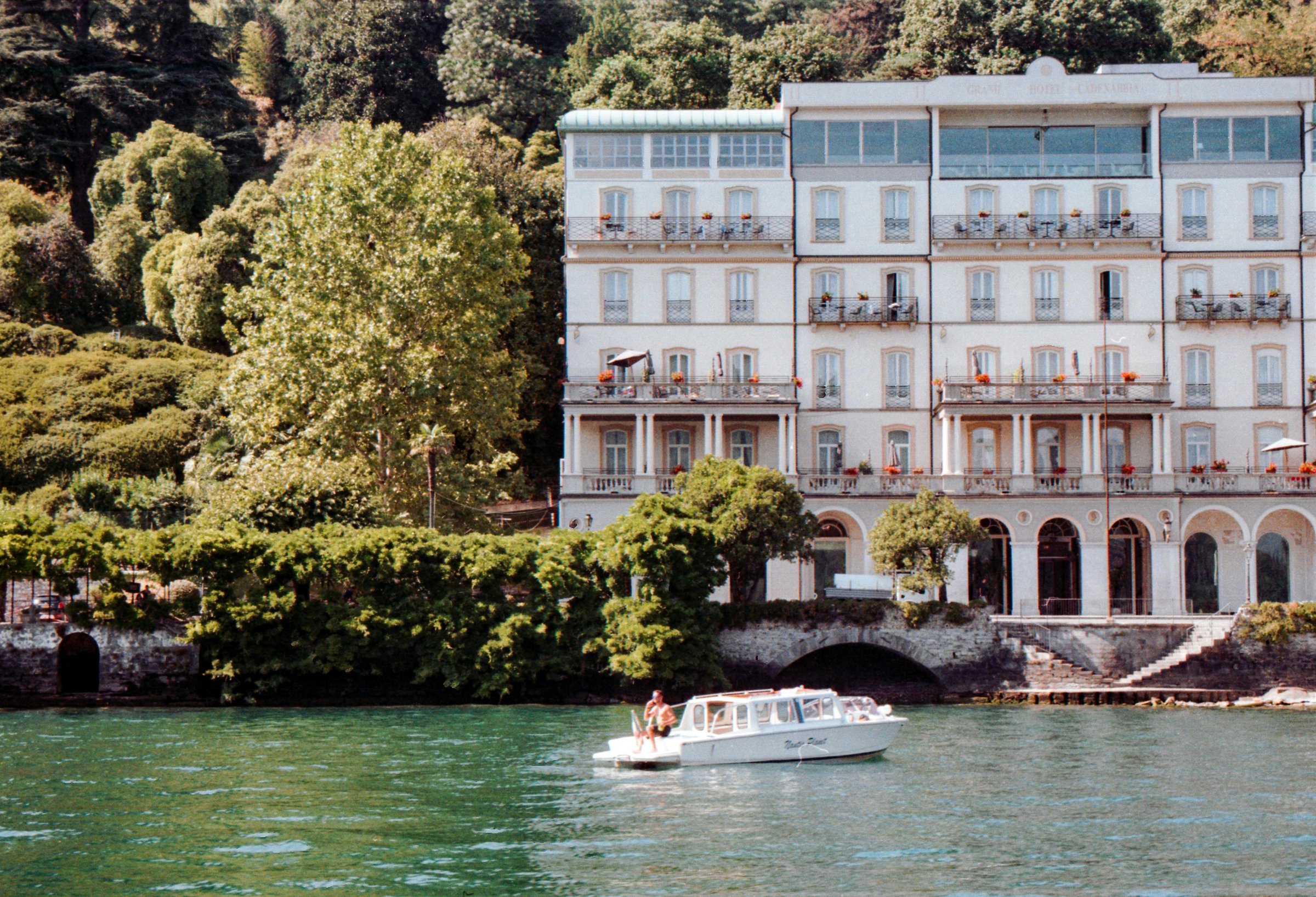 LuxStay