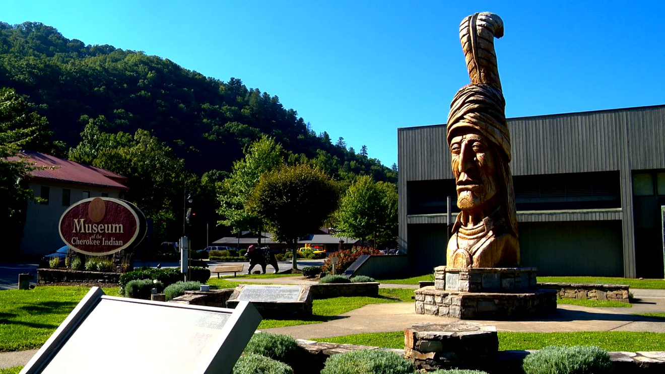 50ad00a6 ecdd 425e bade 9fd8f552c024 jumbo16x9 CAROLINAMOMENT1072022CHEROKEEMUSEUM