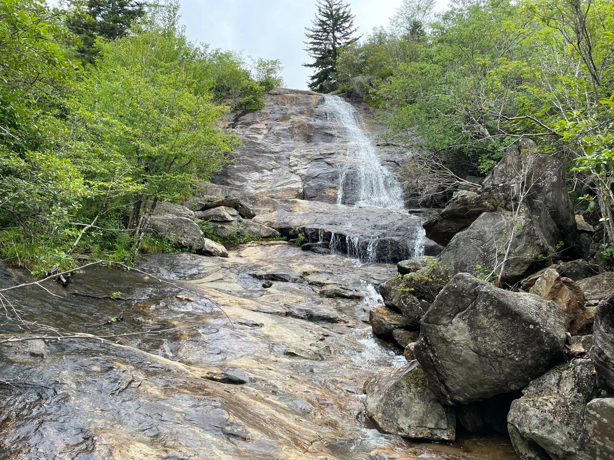 Graveyardfieldsuppefalls 1