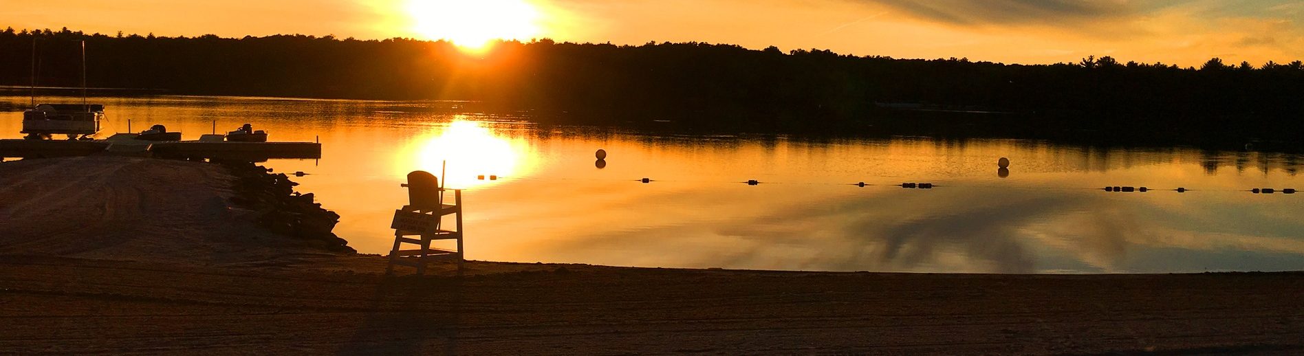 A sunset by the beach, one of the many things to do in Poconos in spring