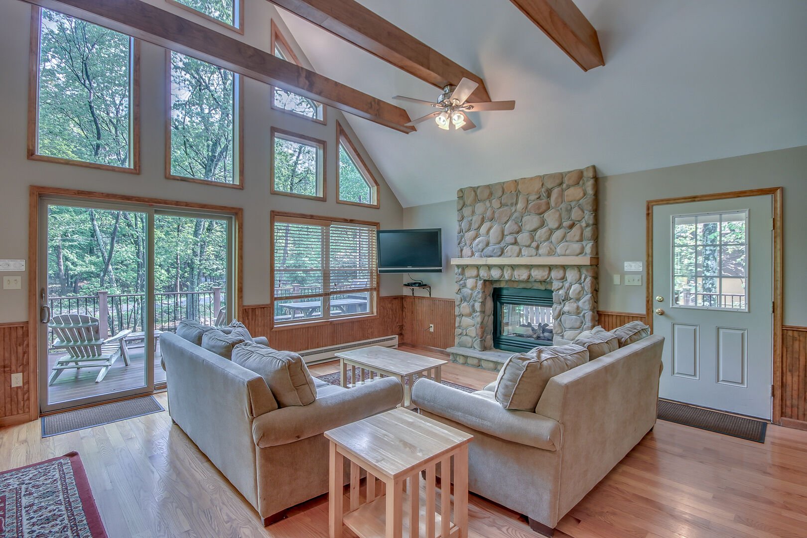 Read our family-friendly vacation rental tips