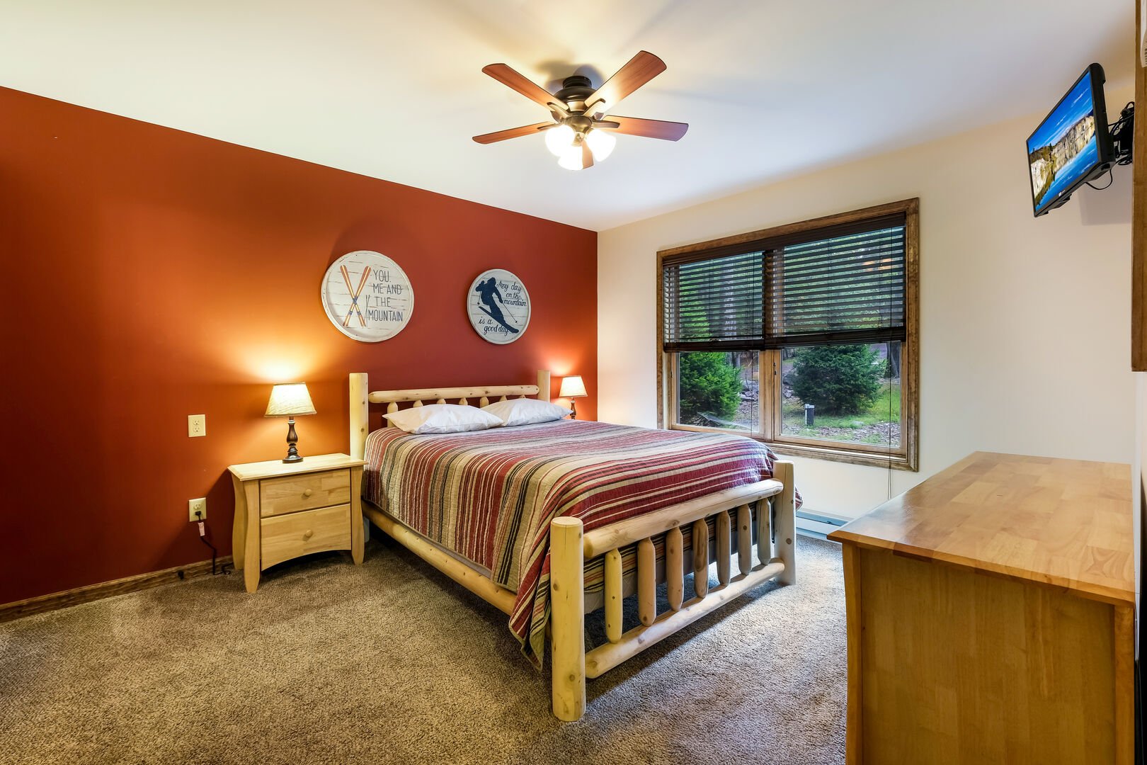 bedroom with full bed