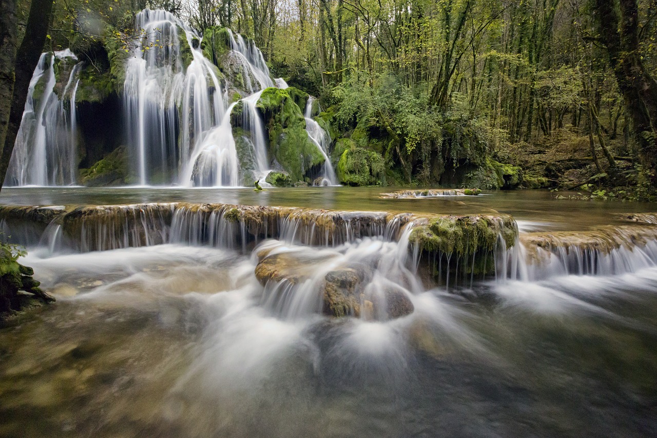 Higher upstream of Dingmans Waterfall