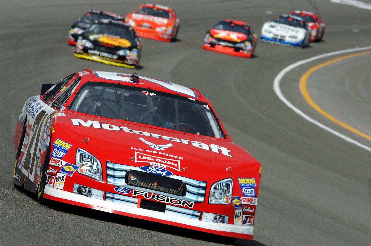 Fast races at Pocono 400