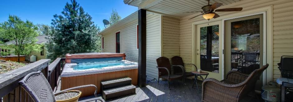 Hot Tub Pocono Rentals