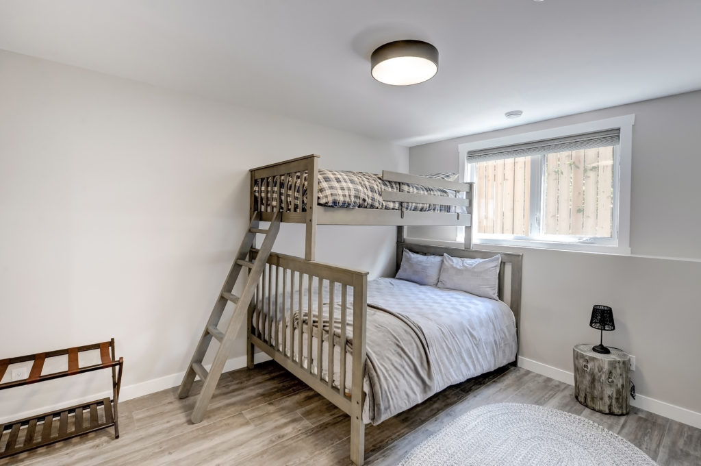 Bunk room
