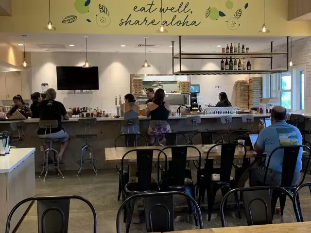 Kilauea Market Cafeteria