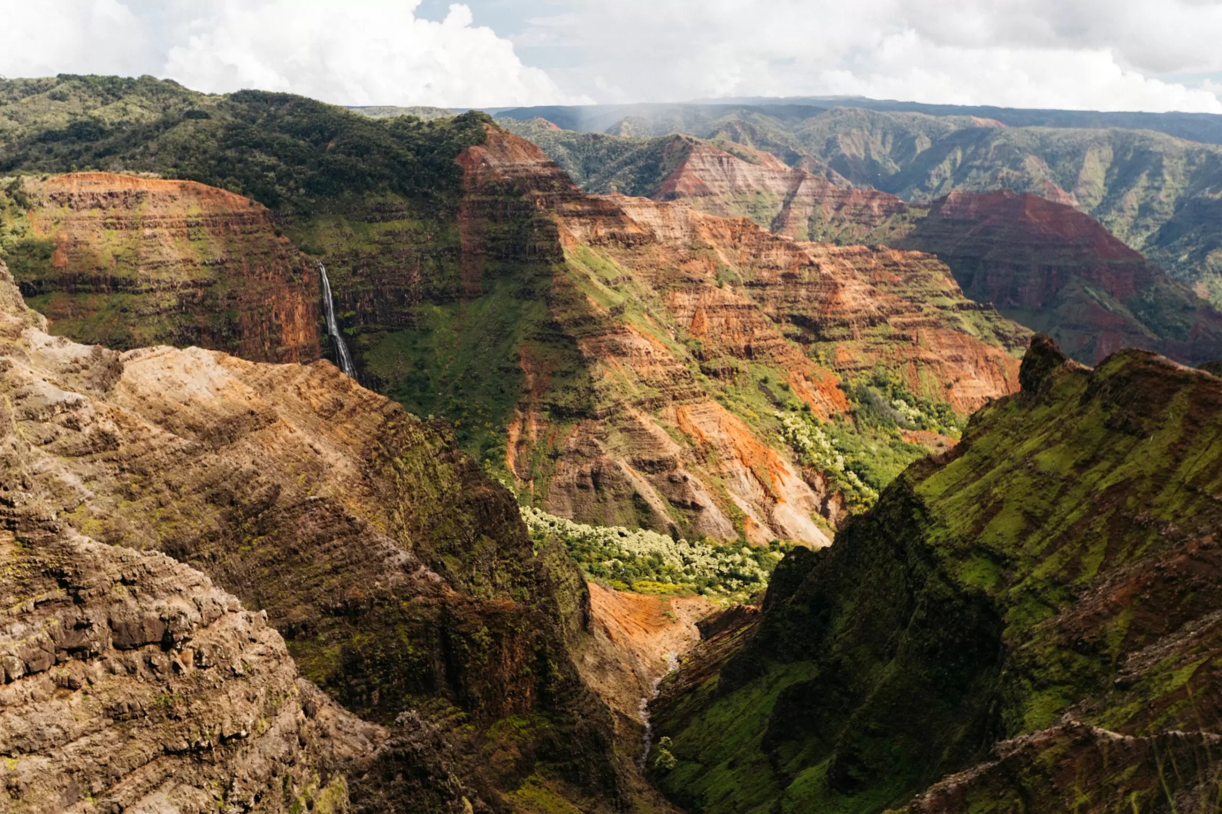 View from the Waimea Canyon Lookout
