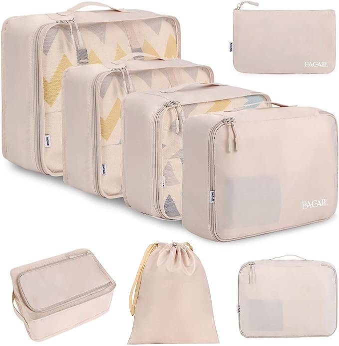 Lightweight spinning toys for babies on a plane