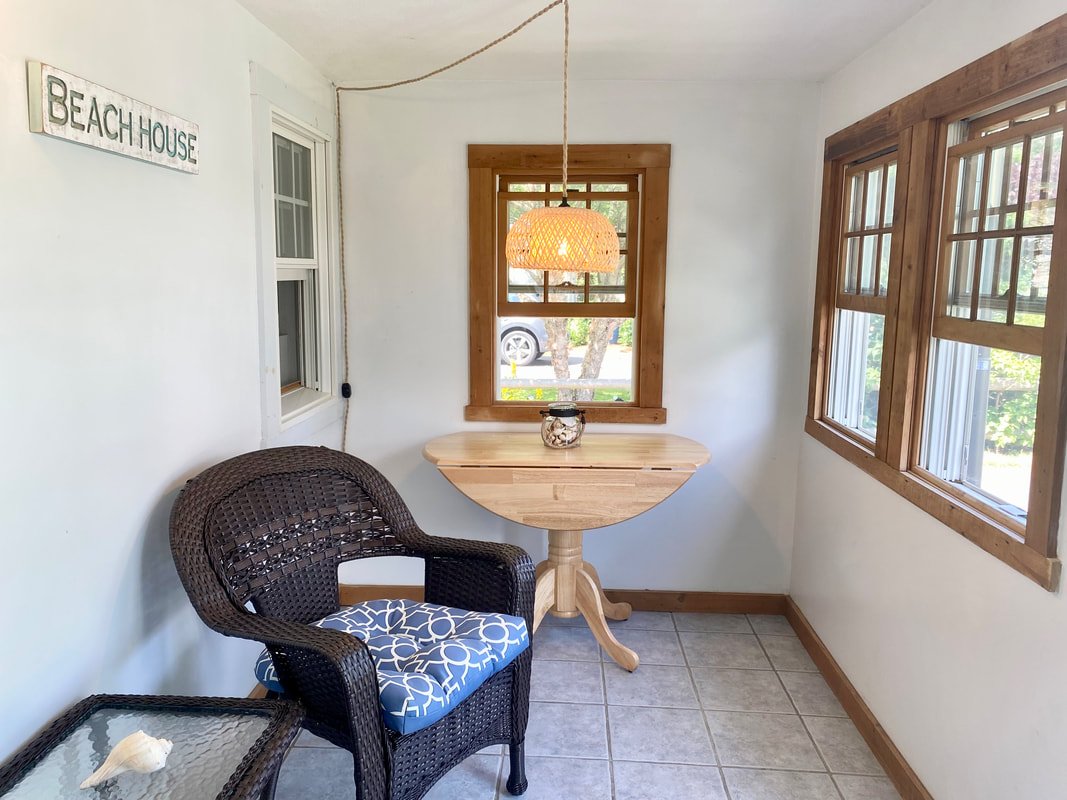 Piping Plover Cottage sun room, West Yarmouth, Cape Cod