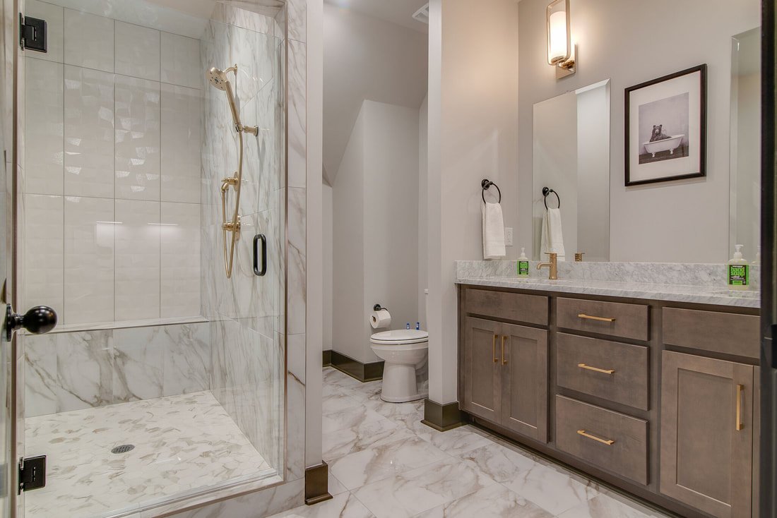 862 Seymour master bath