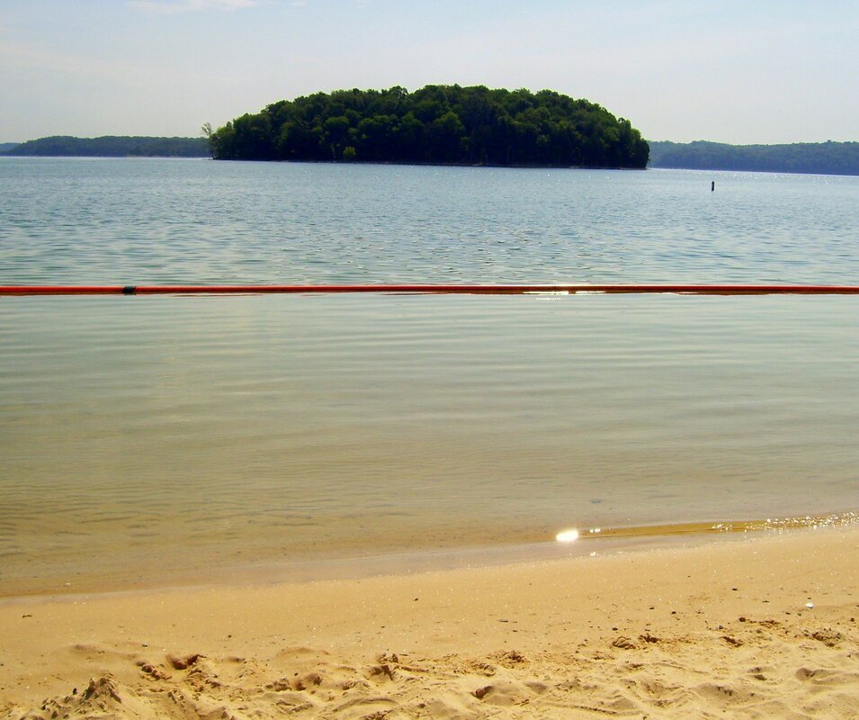 Percy Priest Lake swimming beach near Nashville