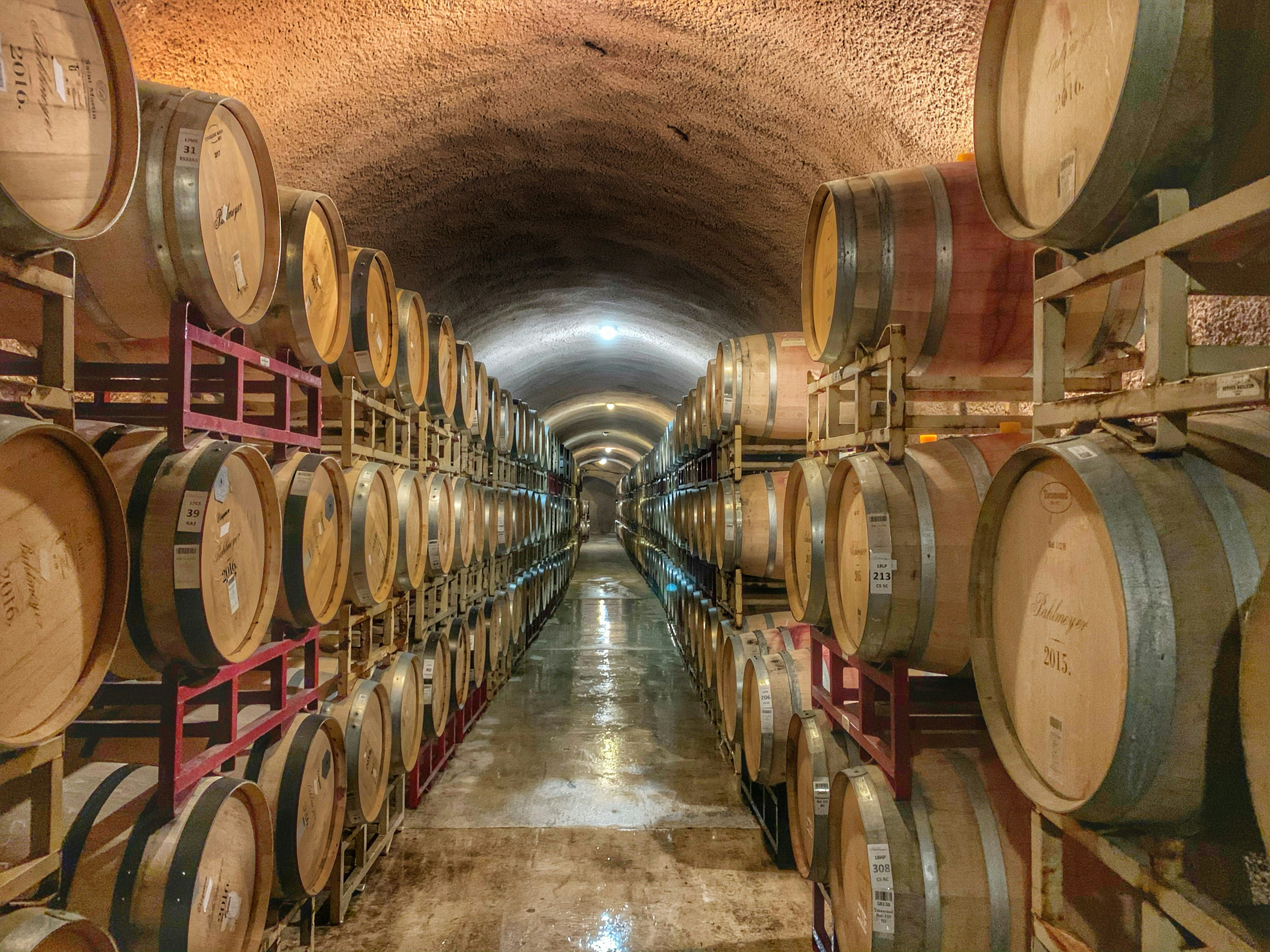 Vineyards & Wineries