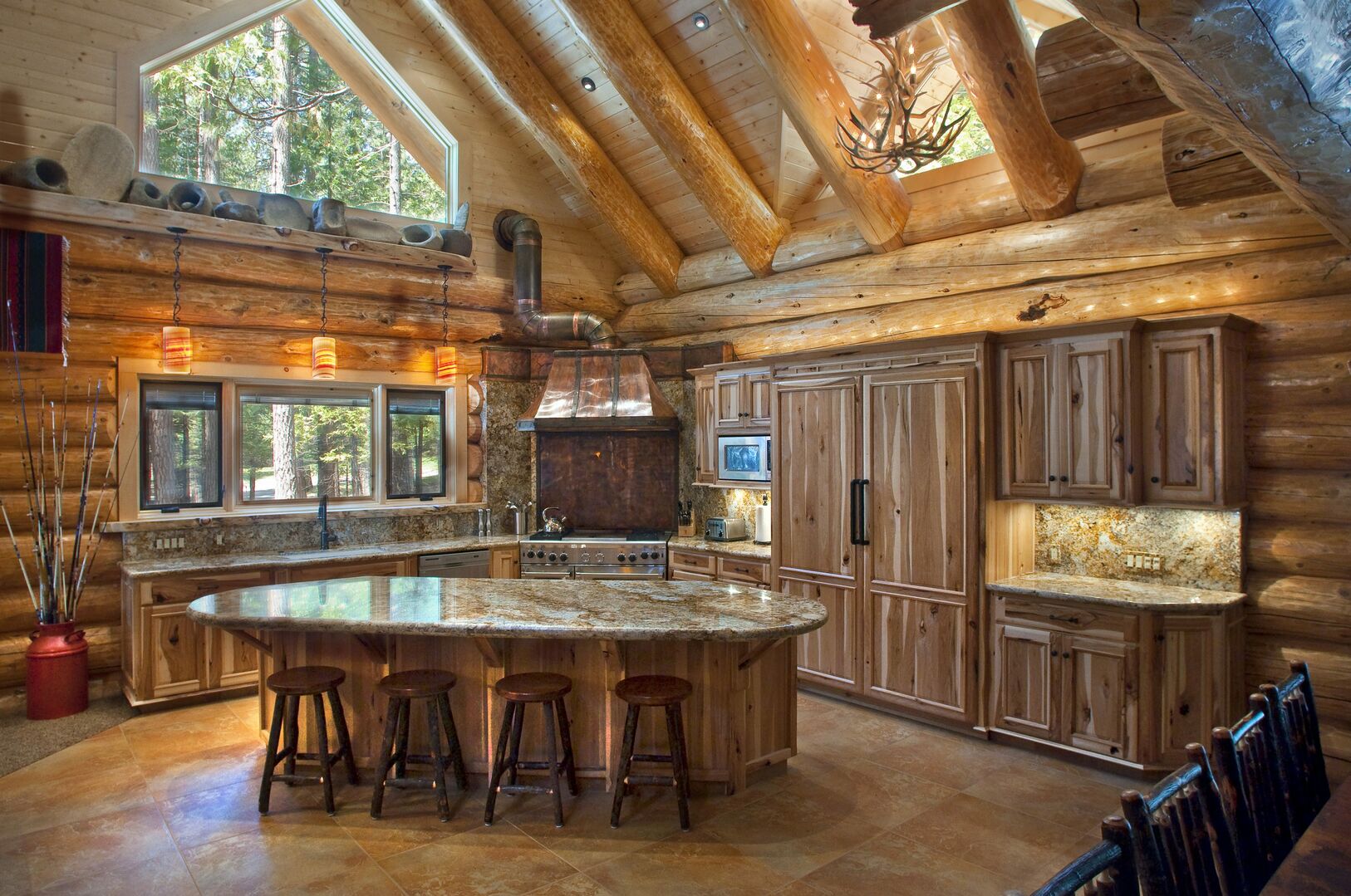 Spacious kitchen in the El Capitan cabin (67)