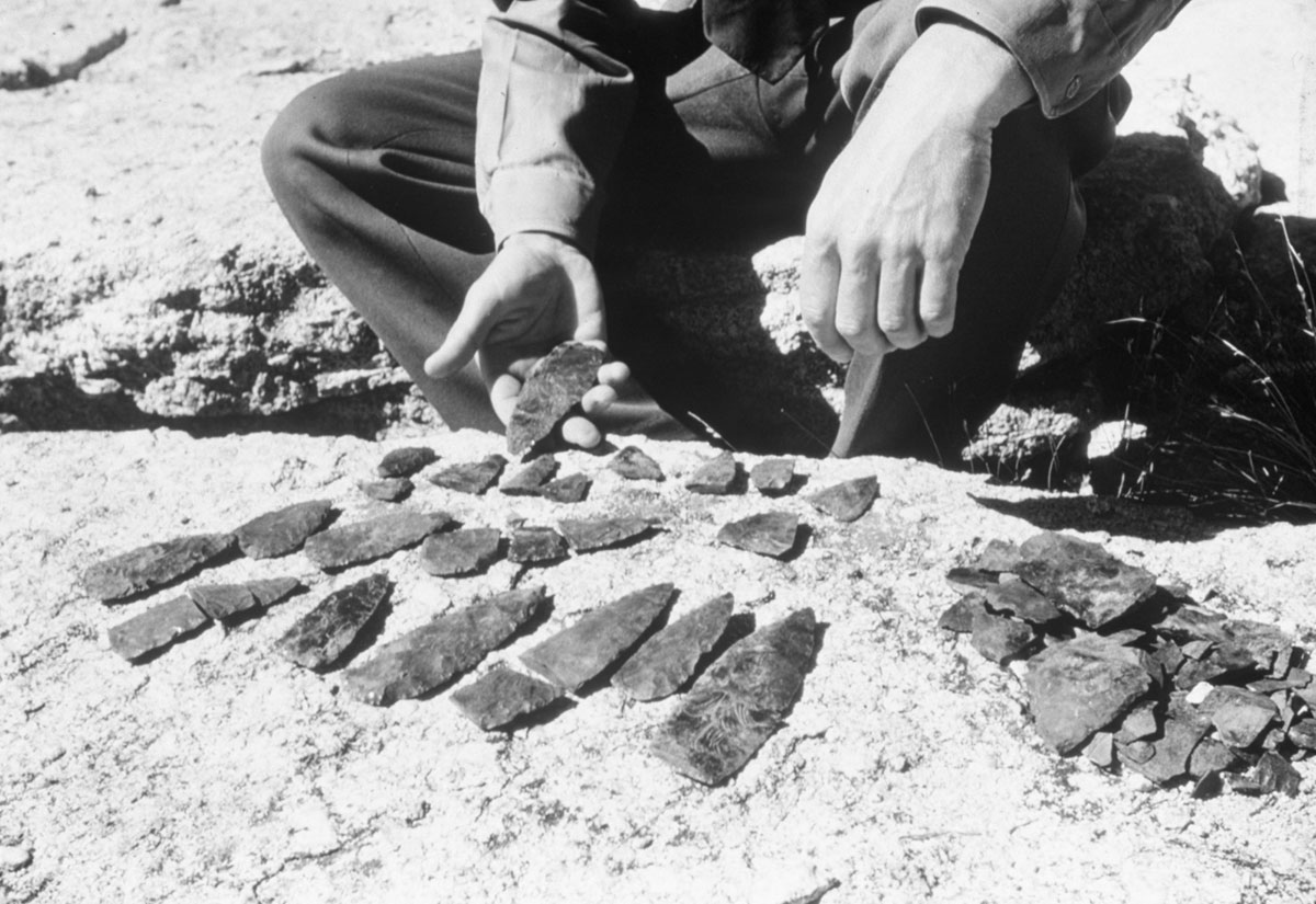 obsidian knives excavated in Yosemite