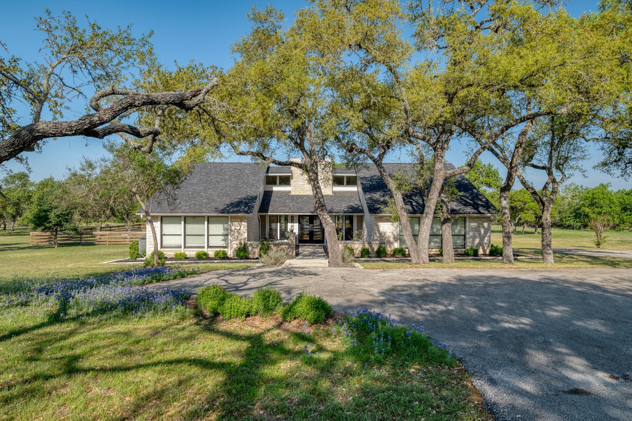 Dripping Springs vacation with your pet