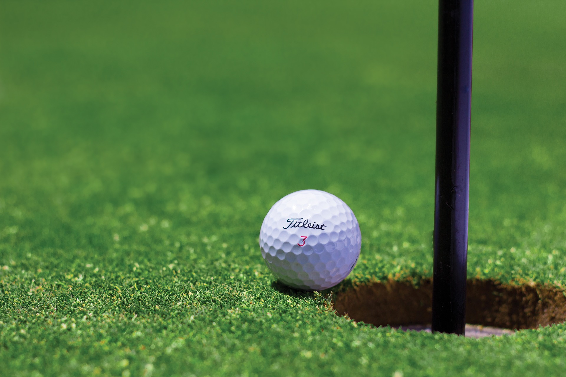 Enjoy Dripping Springs golf