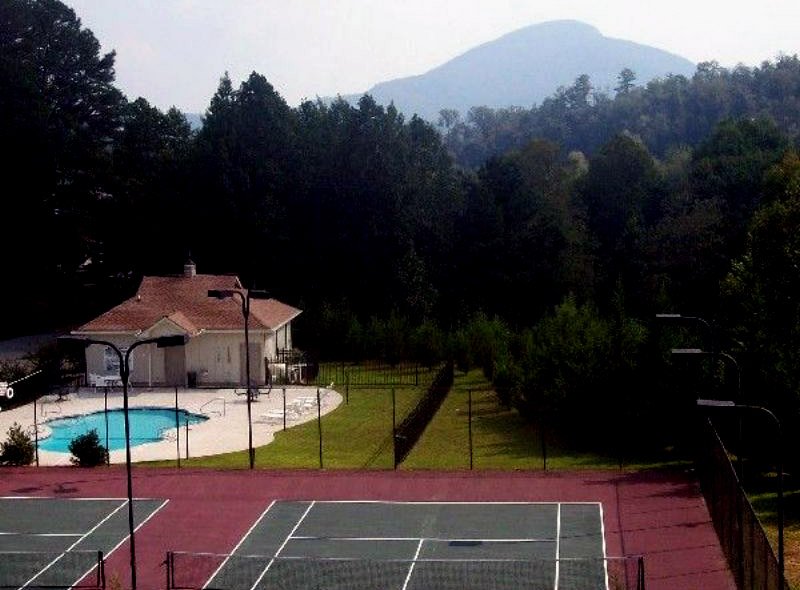 Kings Court Tennis Courts-Large