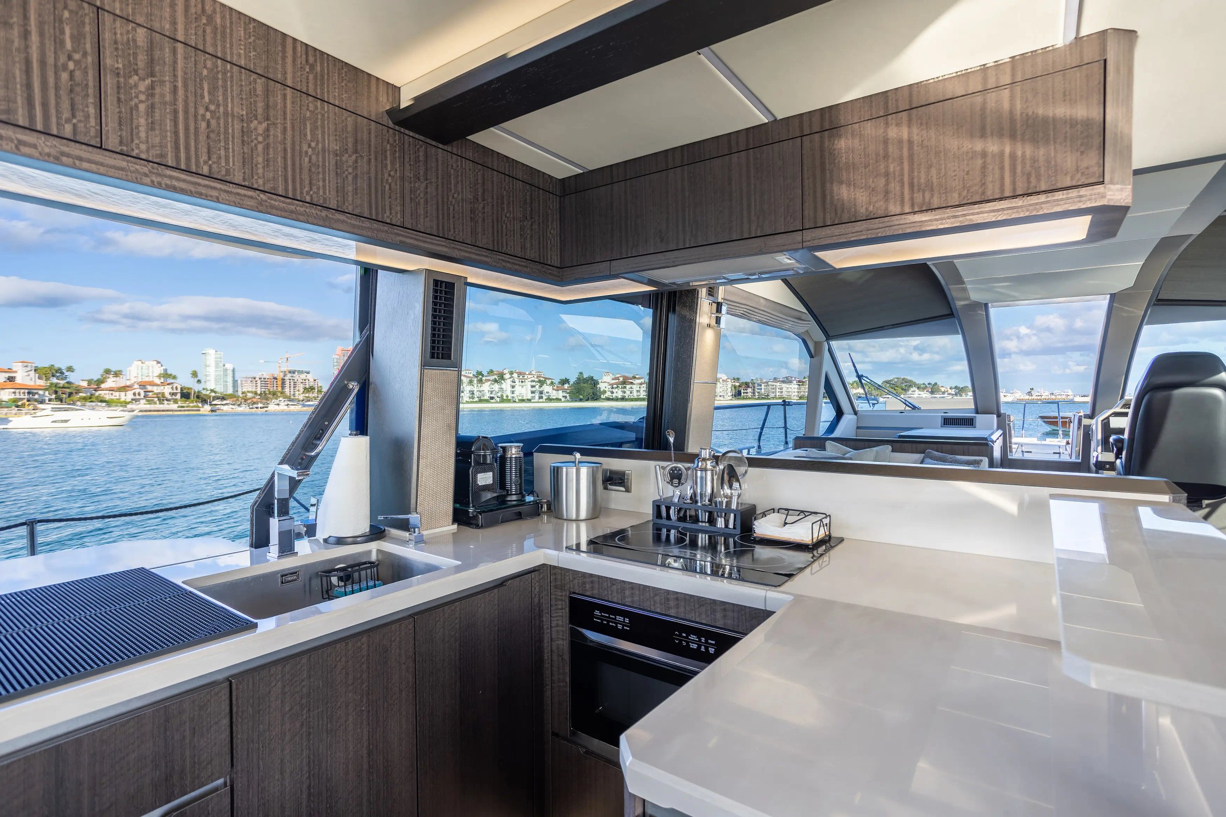 68' galeon Seven seas 2025