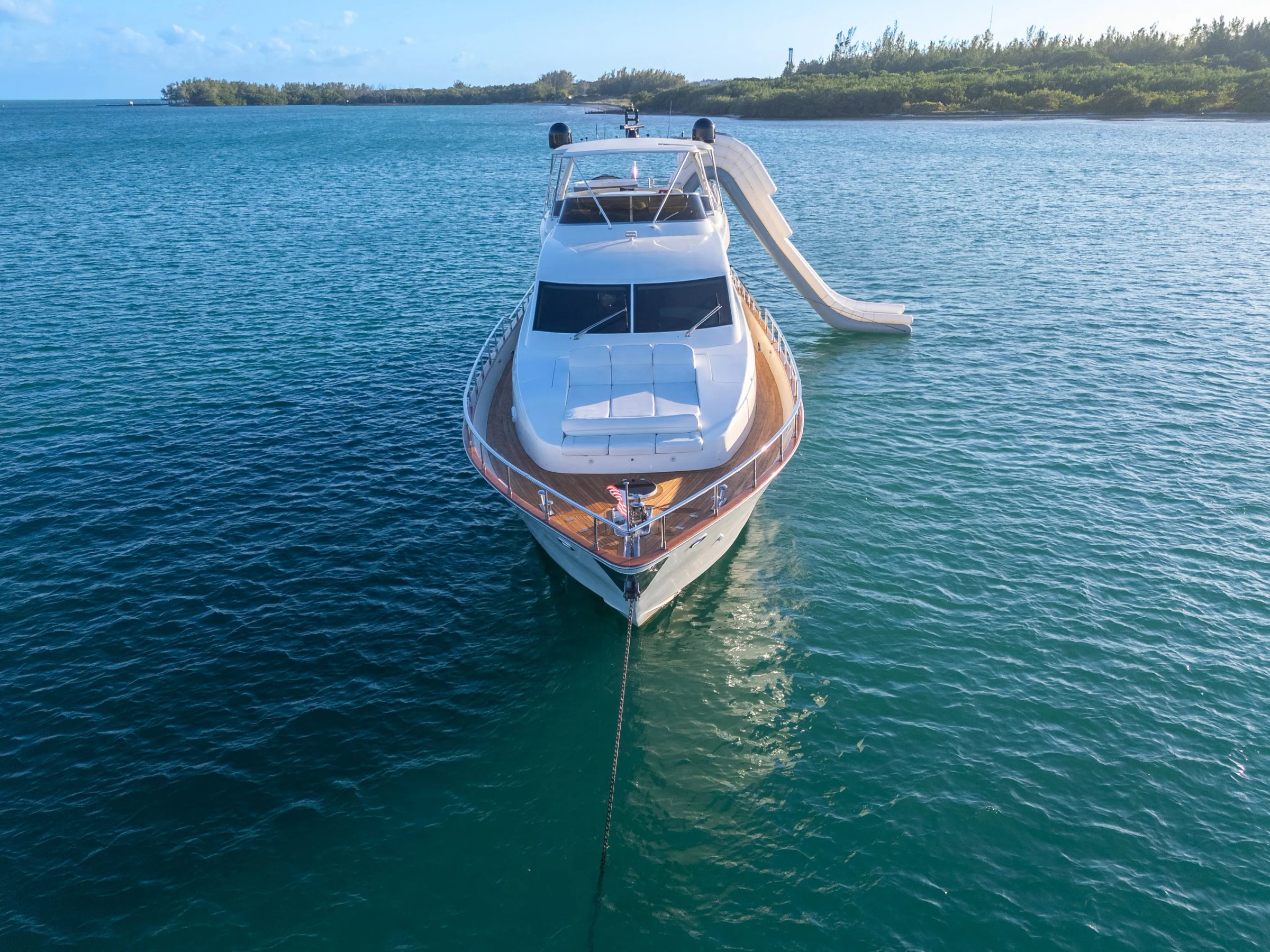 90' Azimut Day Dreaming