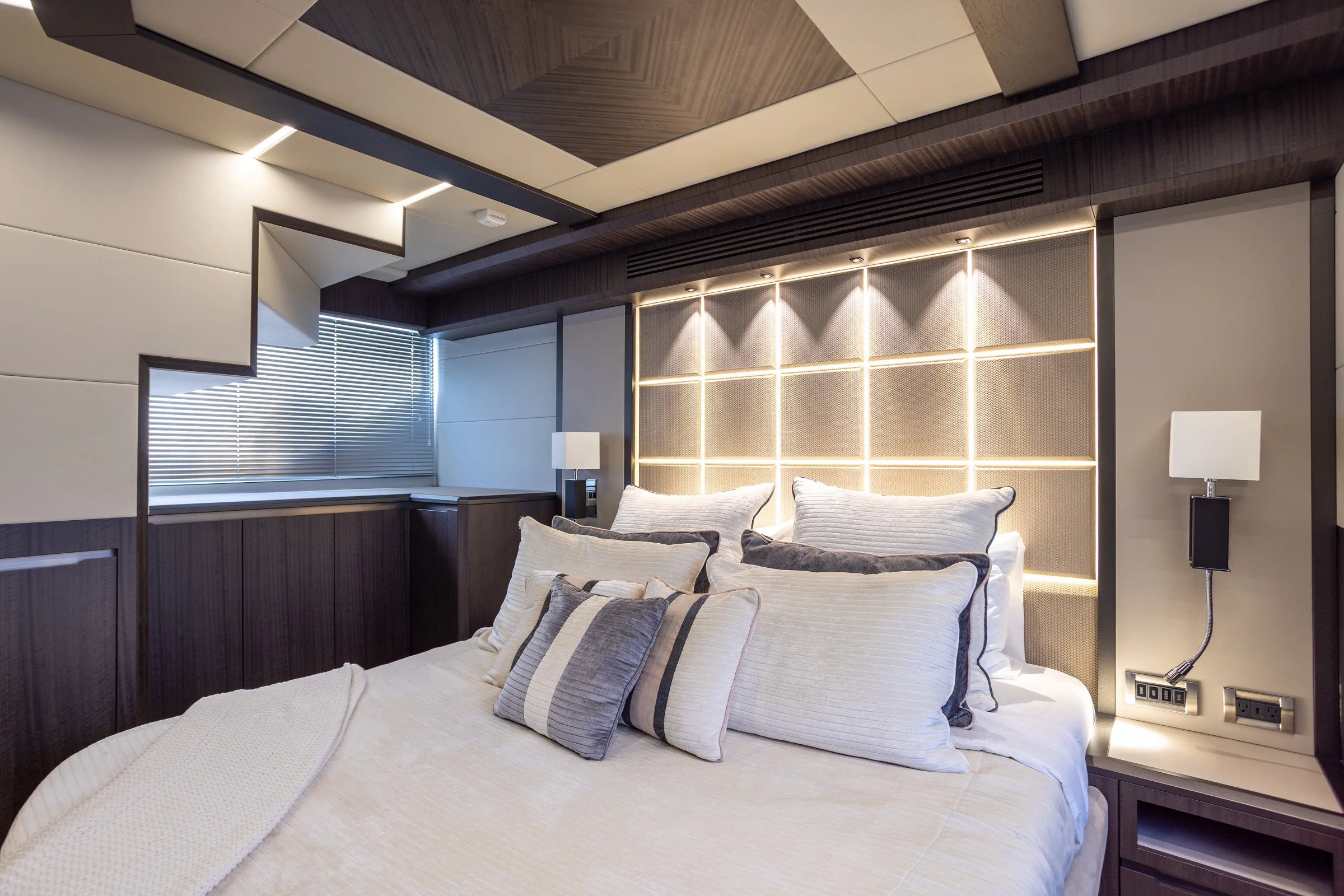 68' galeon Seven seas 2025