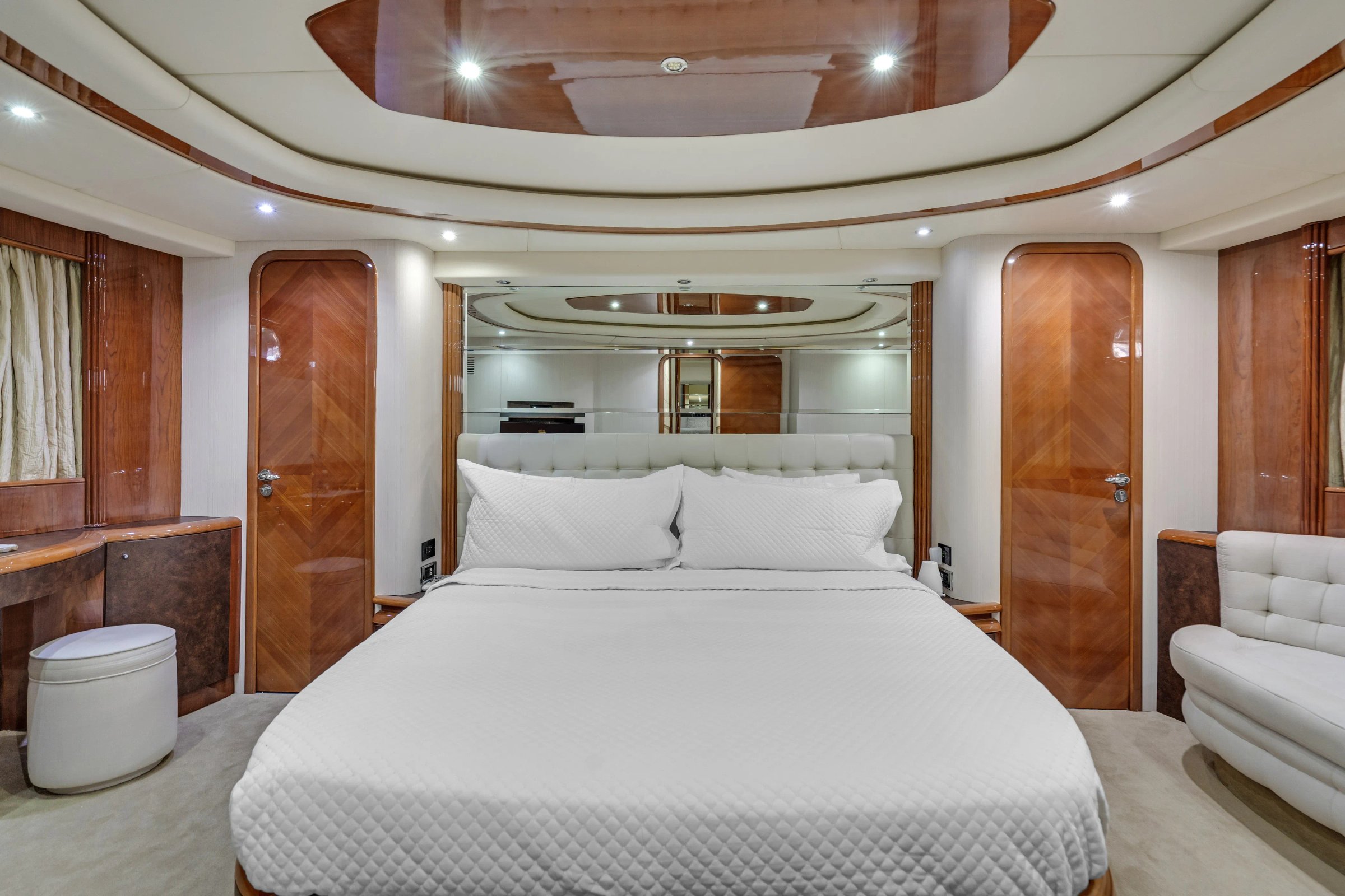 90' Azimut Day Dreaming