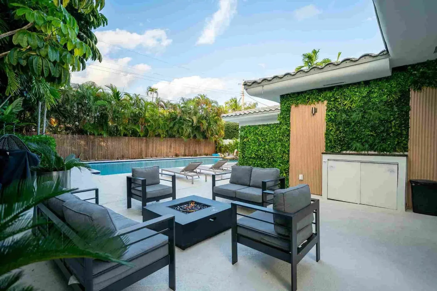 private villas in miami