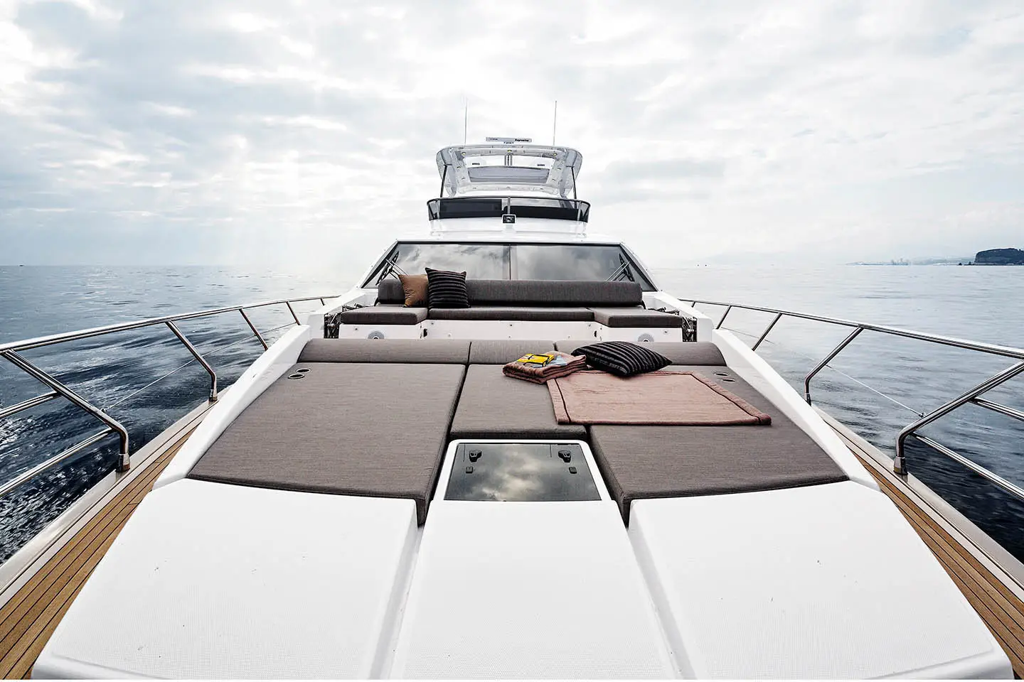 68ft Azimut
