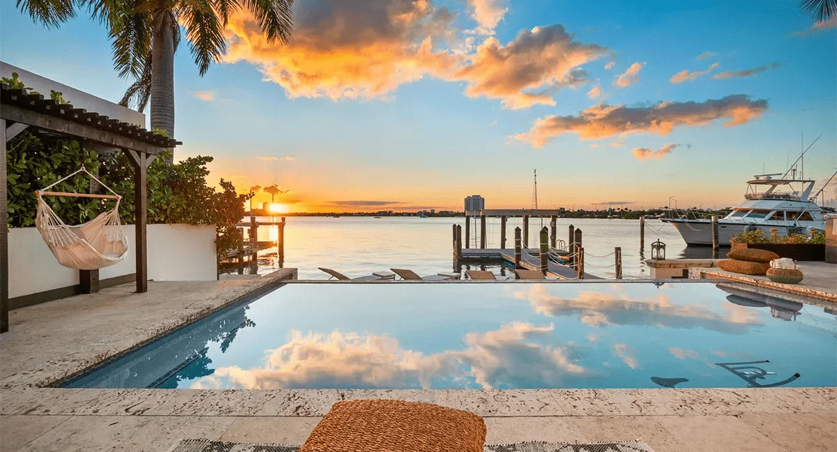 Rent a Villa in Miami: September’s Shoulder Season Secrets