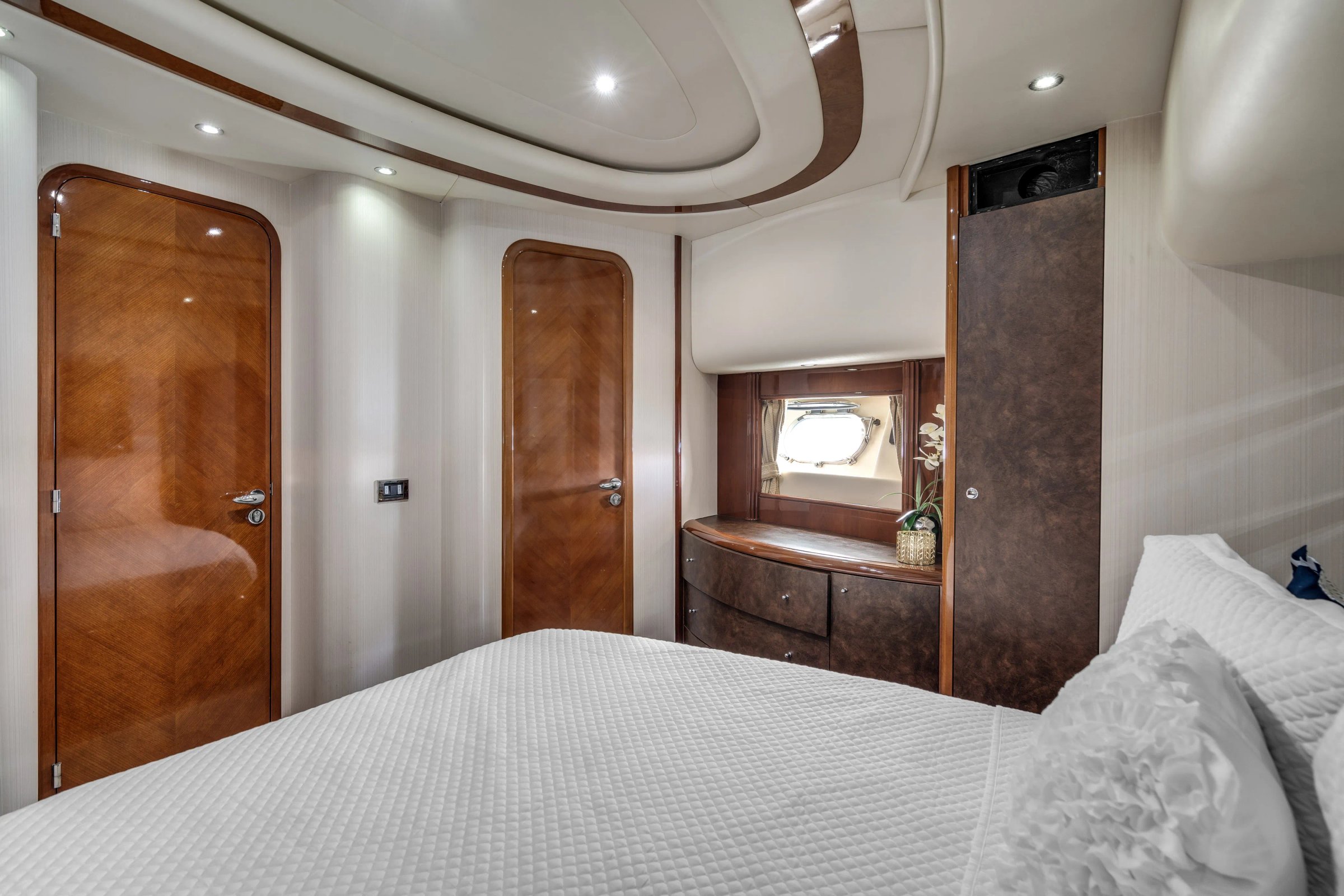 90' Azimut Day Dreaming