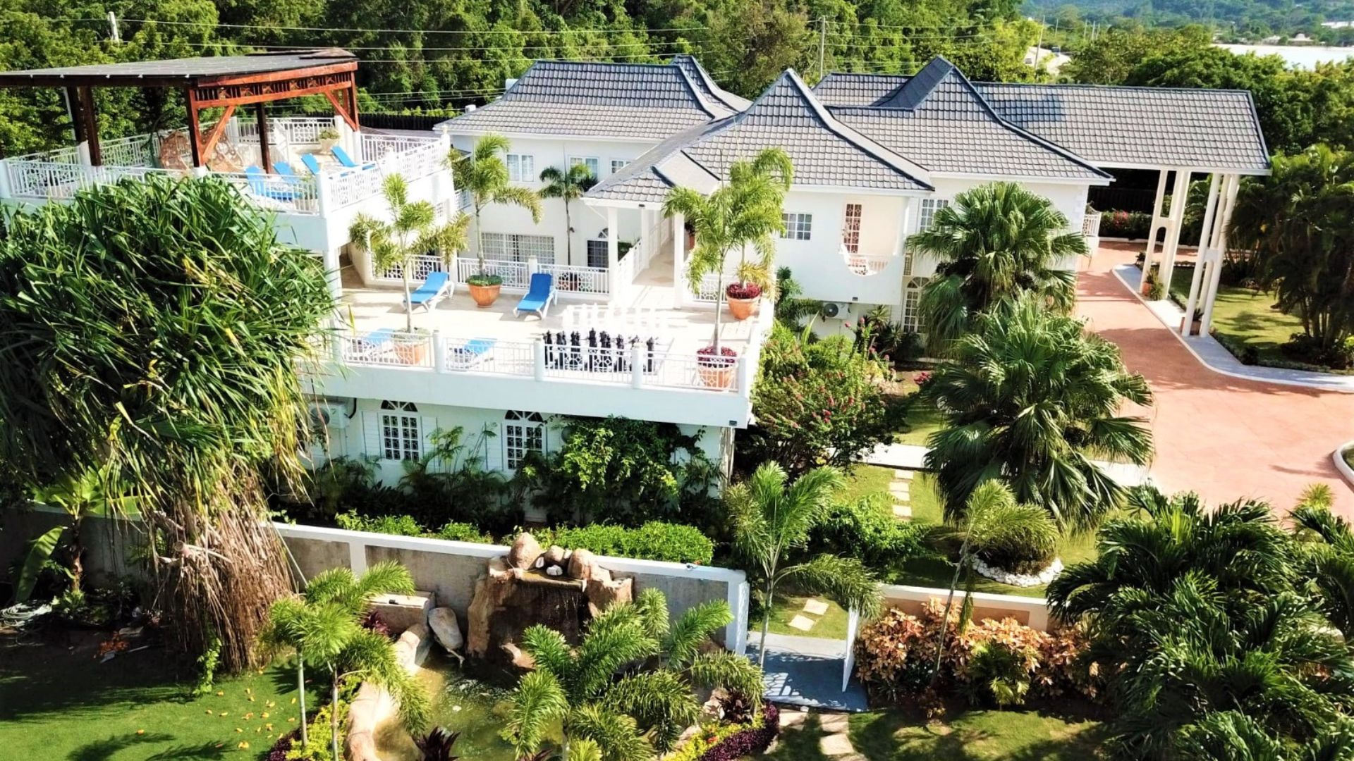 Mais Oui Villa in Discovery Bay Jamaica
