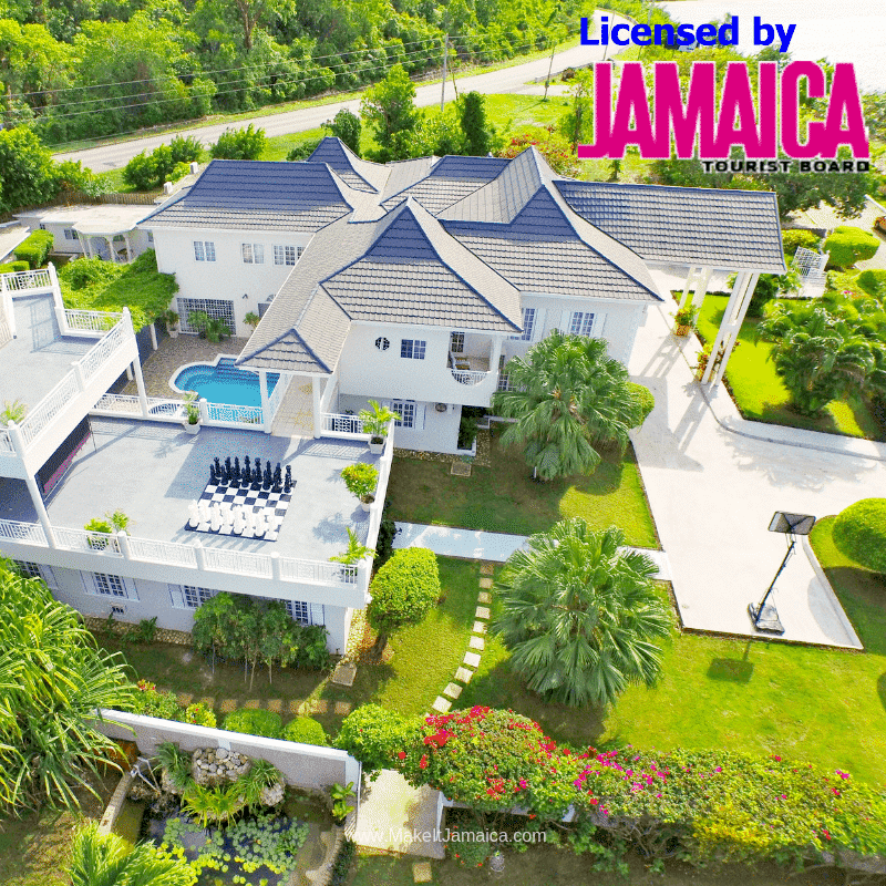 Mais Oui Villa in Discovery Bay, wedding venue and lodging in one