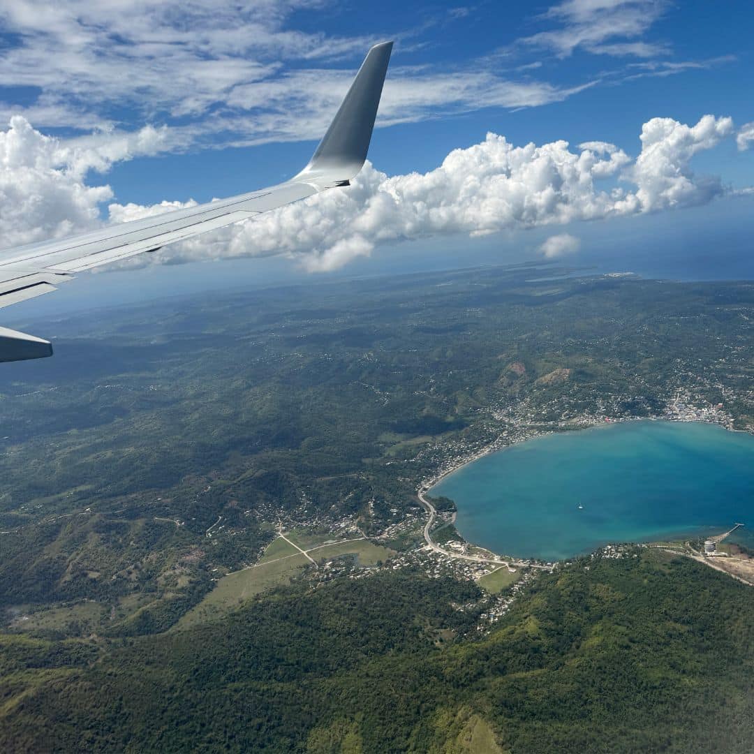 flight to Jamaica - cheap travel is not sustainable