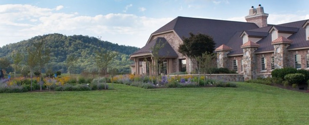 A view of the mountains outside of Charlottesville